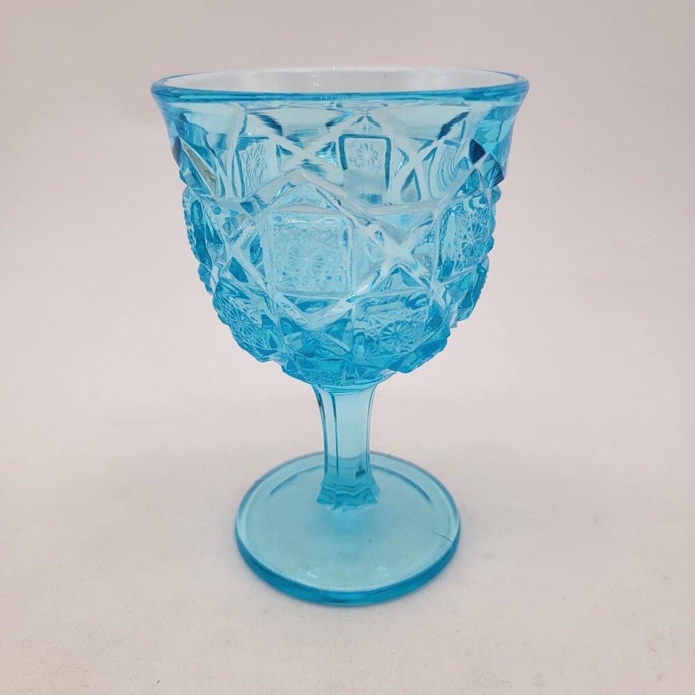 Vintage Viking Glass Ice Blue Diamond & Daisy Pattern Goblet - Picture 3 of 6